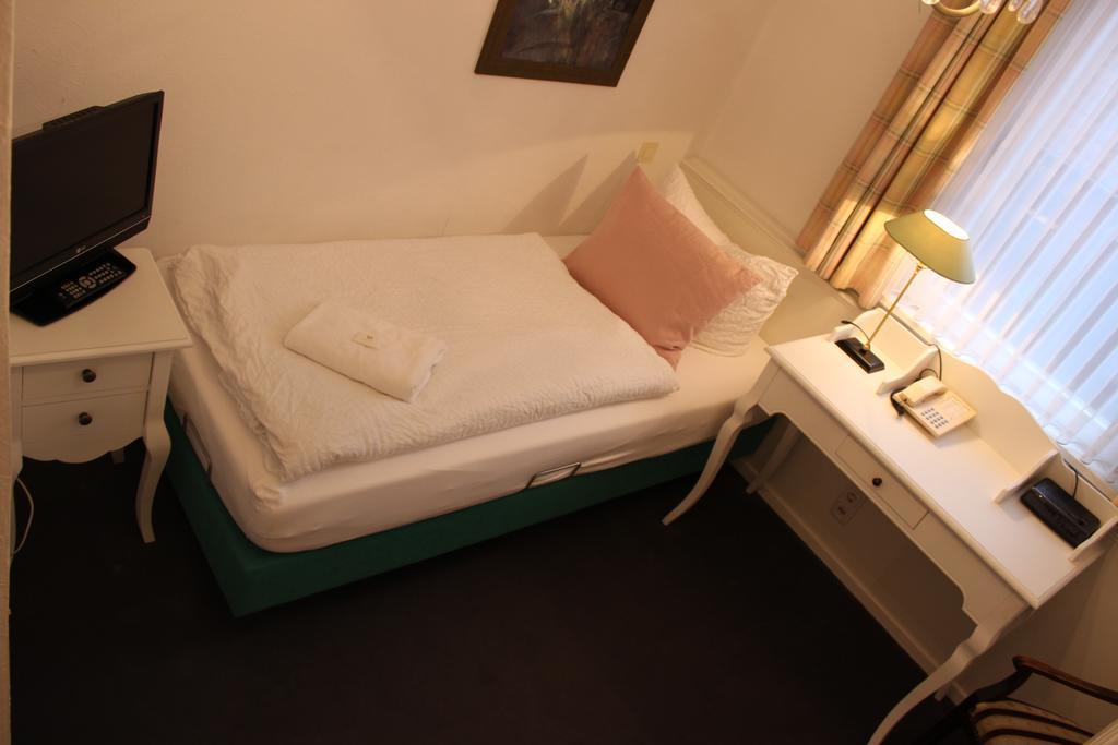 Hotel Garni Zur Linde 希茨阿克 外观 照片